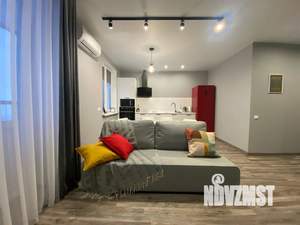 Студия квартира, посуточно, 44м2, 23/24 этаж