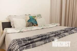 Студия квартира, посуточно, 42м2, 2/16 этаж