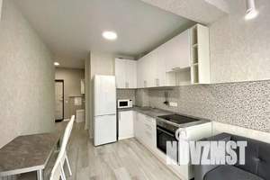 1-к квартира, посуточно, 42м2, 18/23 этаж