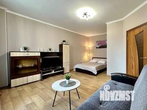 1-к квартира, посуточно, 41м2, 8/17 этаж