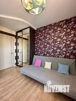 1-к квартира, посуточно, 49м2, 1/1 этаж