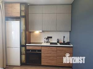 Студия квартира, посуточно, 40м2, 10/18 этаж