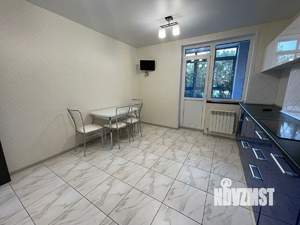 1-к квартира, на длительный срок, 62м2, 4/25 этаж