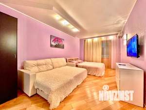 2-к квартира, посуточно, 85м2, 11/17 этаж