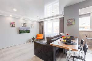 Студия квартира, посуточно, 39м2, 10/11 этаж