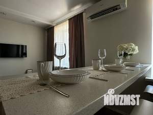 1-к квартира, посуточно, 54м2, 16/16 этаж