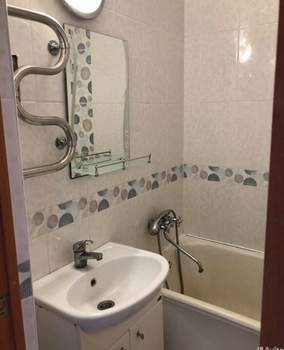 3-к квартира, на длительный срок, 63м2, 1/5 этаж