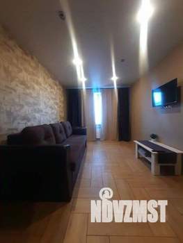 2-к квартира, посуточно, 50м2, 1/1 этаж