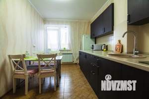 1-к квартира, посуточно, 44м2, 11/18 этаж