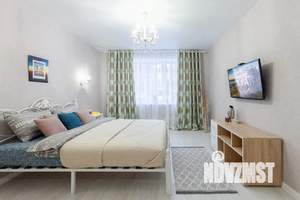 1-к квартира, посуточно, 38м2, 7/10 этаж