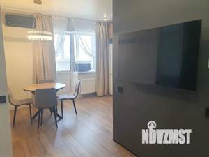 Студия квартира, посуточно, 40м2, 10/18 этаж