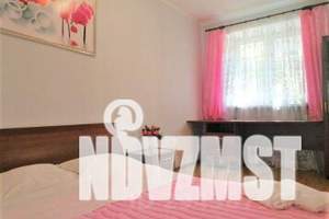 2-к квартира, посуточно, 46м2, 2/5 этаж