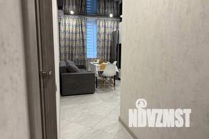 1-к квартира, посуточно, 45м2, 3/25 этаж