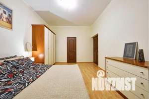 2-к квартира, посуточно, 74м2, 4/10 этаж