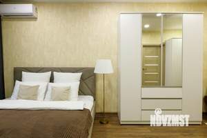 1-к квартира, посуточно, 45м2, 7/18 этаж