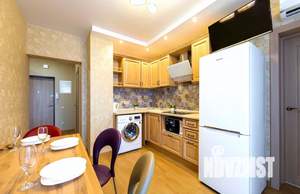 2-к квартира, посуточно, 79м2, 1/1 этаж