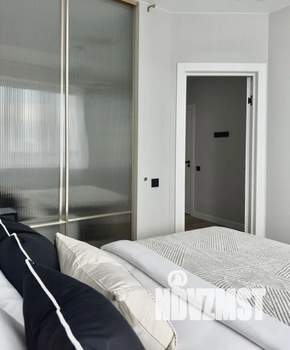 Студия квартира, посуточно, 36м2, 11/25 этаж