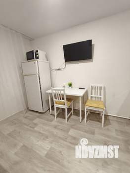 Студия квартира, посуточно, 25м2, 1/3 этаж
