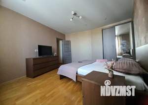 2-к квартира, посуточно, 70м2, 11/25 этаж