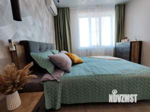 1-к квартира, посуточно, 42м2, 19/24 этаж