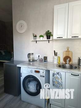 Студия квартира, посуточно, 32м2, 1/5 этаж