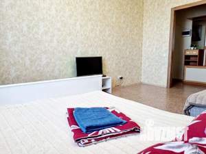 1-к квартира, посуточно, 42м2, 10/16 этаж