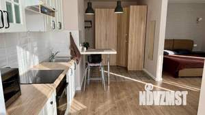 1-к квартира, посуточно, 42м2, 7/25 этаж