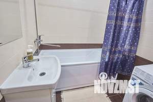 1-к квартира, посуточно, 42м2, 8/10 этаж