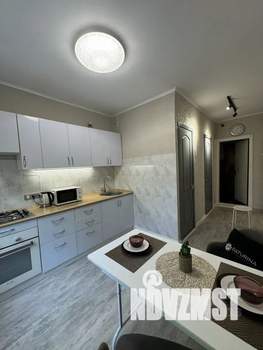 1-к квартира, посуточно, 32м2, 2/9 этаж