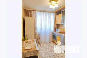 1-к квартира, посуточно, 36м2, 8/14 этаж