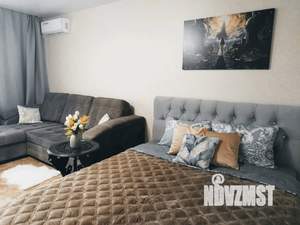 1-к квартира, посуточно, 40м2, 8/10 этаж