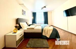 2-к квартира, посуточно, 72м2, 4/10 этаж