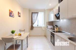 1-к квартира, посуточно, 52м2, 1/1 этаж