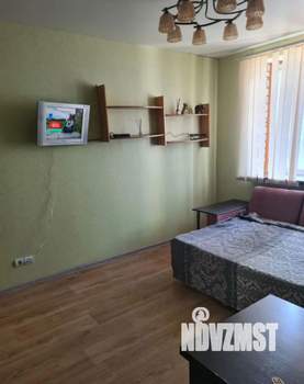1-к квартира, посуточно, 32м2, 3/3 этаж