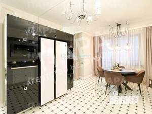 4-к квартира, на длительный срок, 135м2, 9/10 этаж