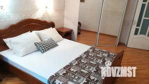 4-к квартира, посуточно, 100м2, 6/10 этаж