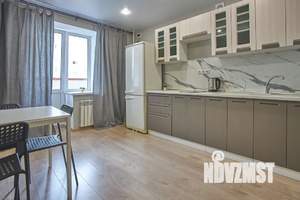 1-к квартира, посуточно, 42м2, 6/10 этаж