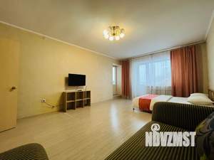1-к квартира, посуточно, 54м2, 8/8 этаж