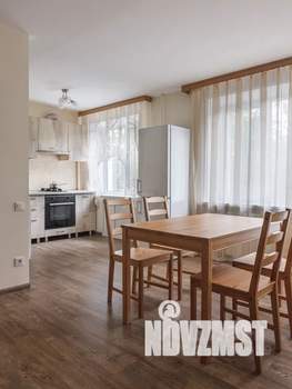 Студия квартира, посуточно, 45м2, 5/9 этаж