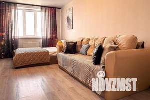 1-к квартира, посуточно, 40м2, 26/27 этаж