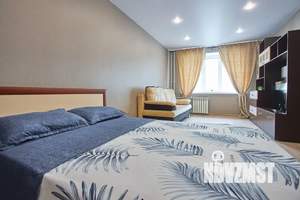 1-к квартира, посуточно, 42м2, 6/10 этаж