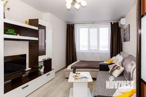 1-к квартира, посуточно, 42м2, 1/1 этаж