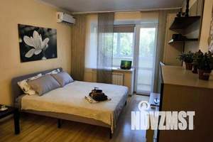 1-к квартира, посуточно, 37м2, 4/14 этаж