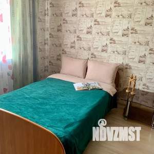 1-к квартира, посуточно, 53м2, 5/10 этаж