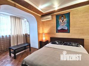 1-к квартира, посуточно, 45м2, 10/18 этаж