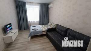 1-к квартира, посуточно, 35м2, 3/16 этаж