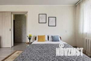 1-к квартира, посуточно, 38м2, 4/5 этаж