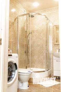 1-к квартира, посуточно, 42м2, 1/1 этаж