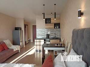 Студия квартира, посуточно, 35м2, 11/25 этаж