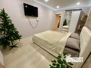 1-к квартира, посуточно, 38м2, 3/3 этаж